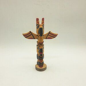 Native Totem By Ojibwa Crafts